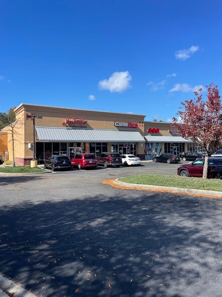 331 Killian Rd, Columbia, SC for lease - Building Photo - Image 2 of 4