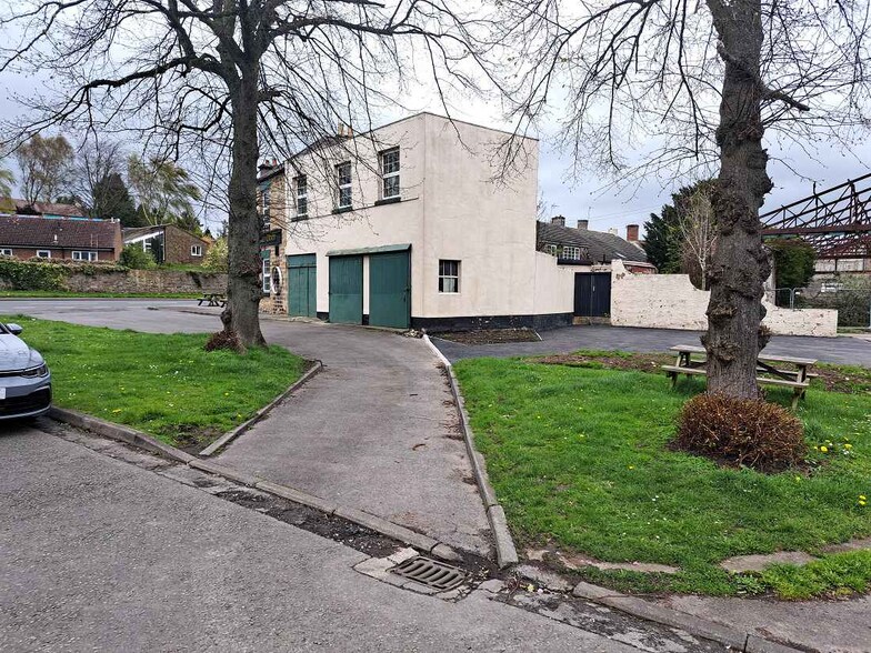 Silver St, Richmond à vendre - Photo du bâtiment - Image 2 de 7