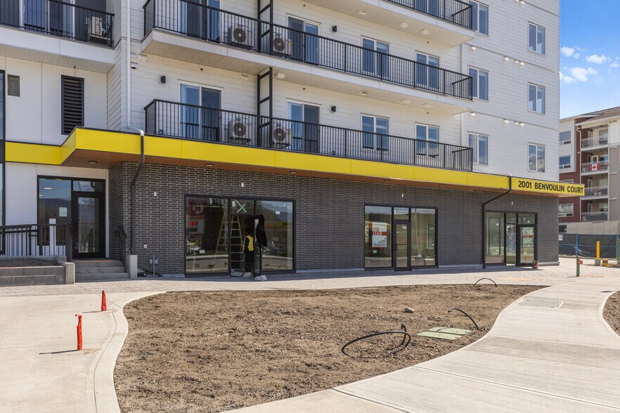 2241 Springfield rd, Kelowna, BC à louer - Photo du bâtiment - Image 2 de 23