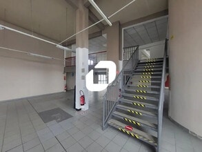 Commerce de détail dans Houilles à louer Photo intérieure- Image 2 de 16