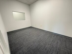 4611 Assembly Dr, Lanham, MD for lease Interior Photo- Image 2 of 24