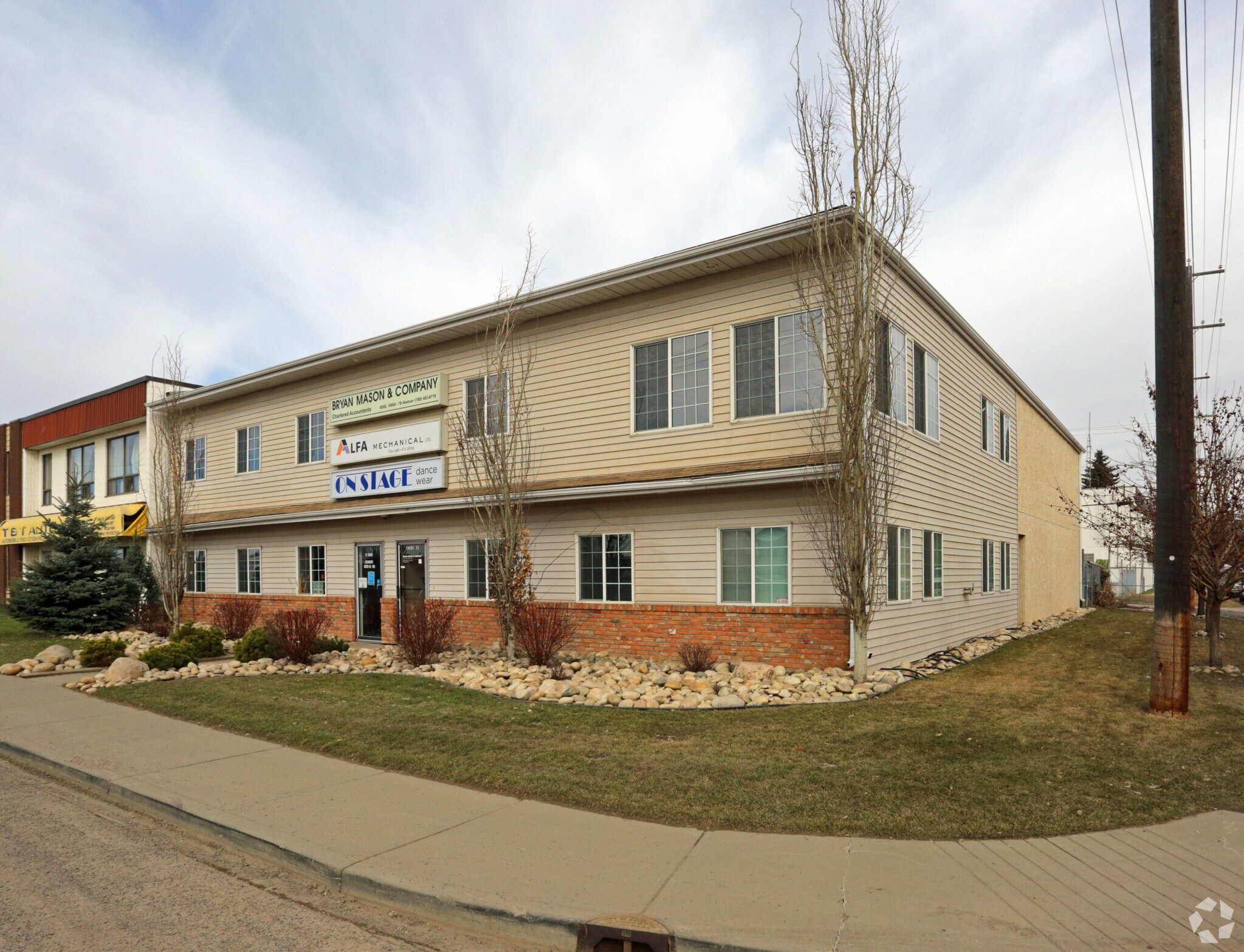 10004 79th Ave NW, Edmonton, AB à vendre Photo principale- Image 1 de 1