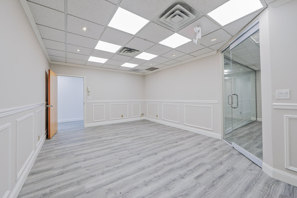 41 Grand Ave, River Edge, NJ for lease Interior Photo- Image 1 of 11