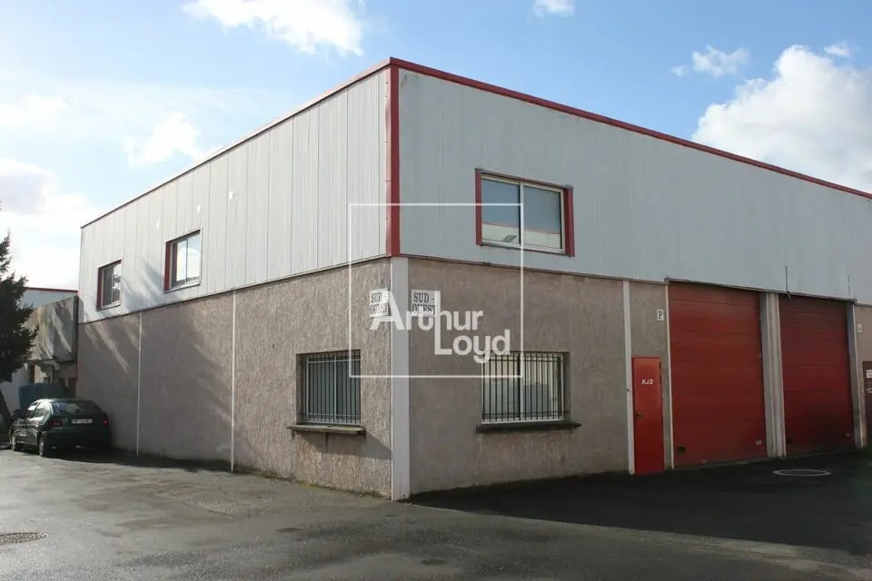 Industrial in Morsang-sur-Orge for sale Building Photo- Image 1 of 10