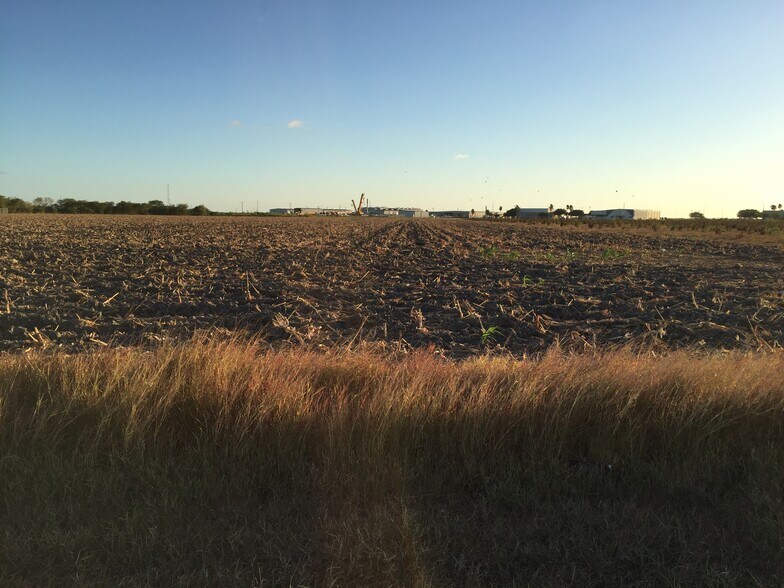 401 N Padre Island Dr, Corpus Christi, TX à vendre - Photo du bâtiment - Image 1 de 8