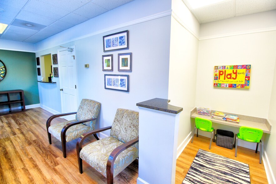 748-758 Holcomb Bridge Rd, Norcross, GA à vendre - Photo du bâtiment - Image 3 de 21