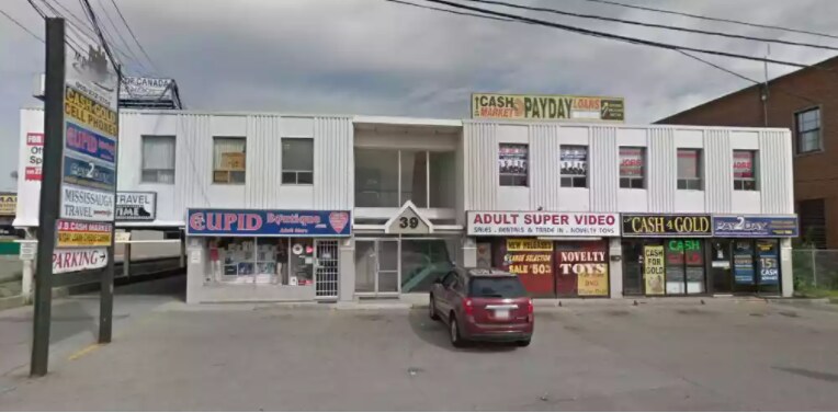 33-43 Dundas St E, Mississauga, ON à vendre Photo principale- Image 1 de 1