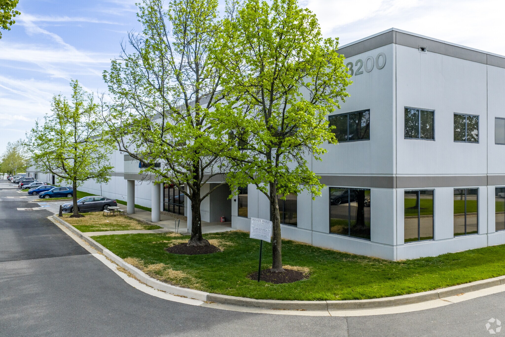 8200 Preston Ct, Jessup, MD à louer Photo principale- Image 1 de 5