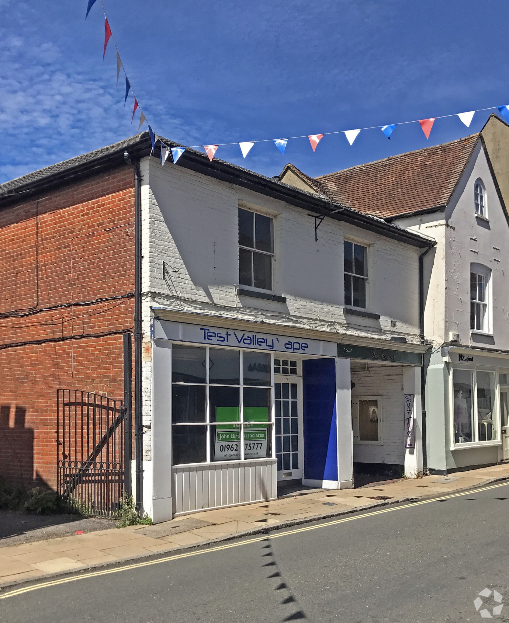 17 Bell St, Romsey for lease Primary Photo- Image 1 of 3