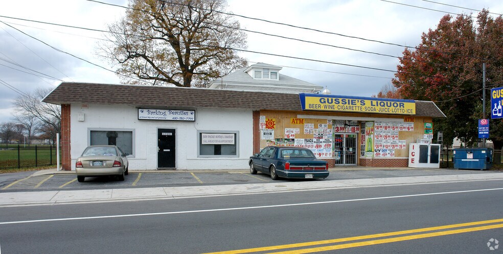1700 Old Eastern Ave, Essex, MD for sale - Building Photo - Image 2 of 2