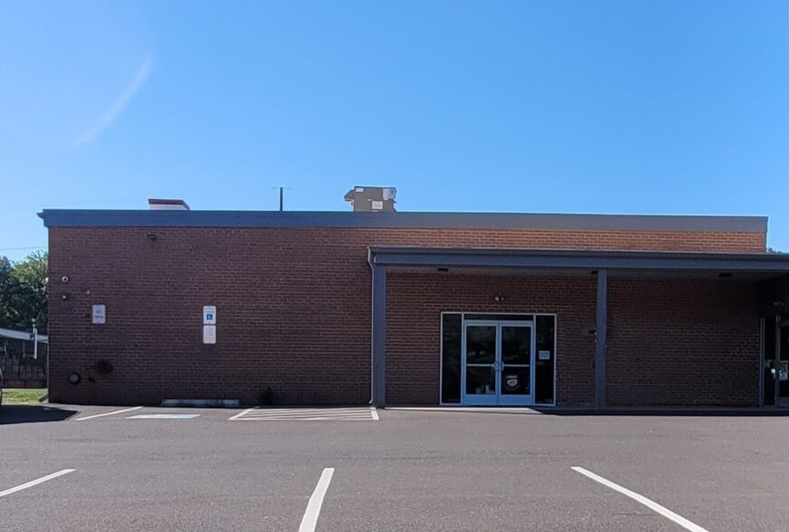 1020 Industrial Blvd, Southampton, PA for lease - Building Photo - Image 3 of 16