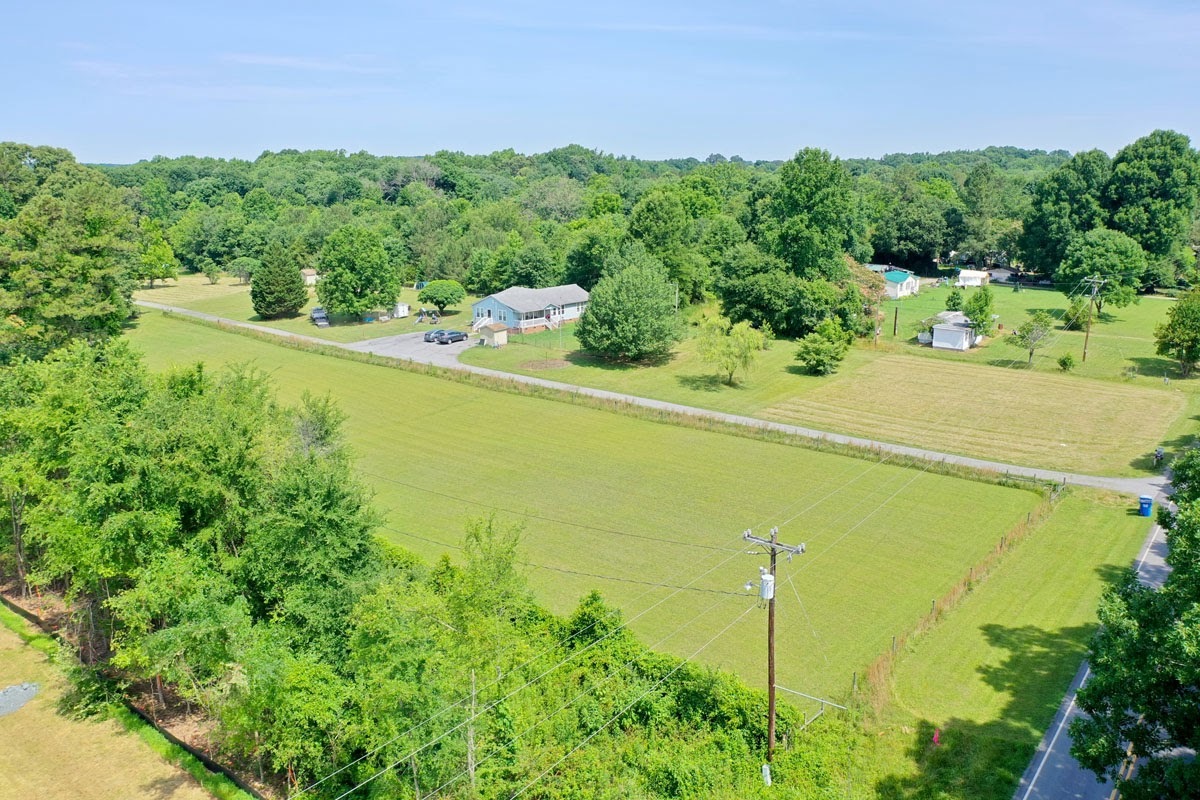 5729 Julian Airport Rd, Liberty, NC for sale Primary Photo- Image 1 of 10