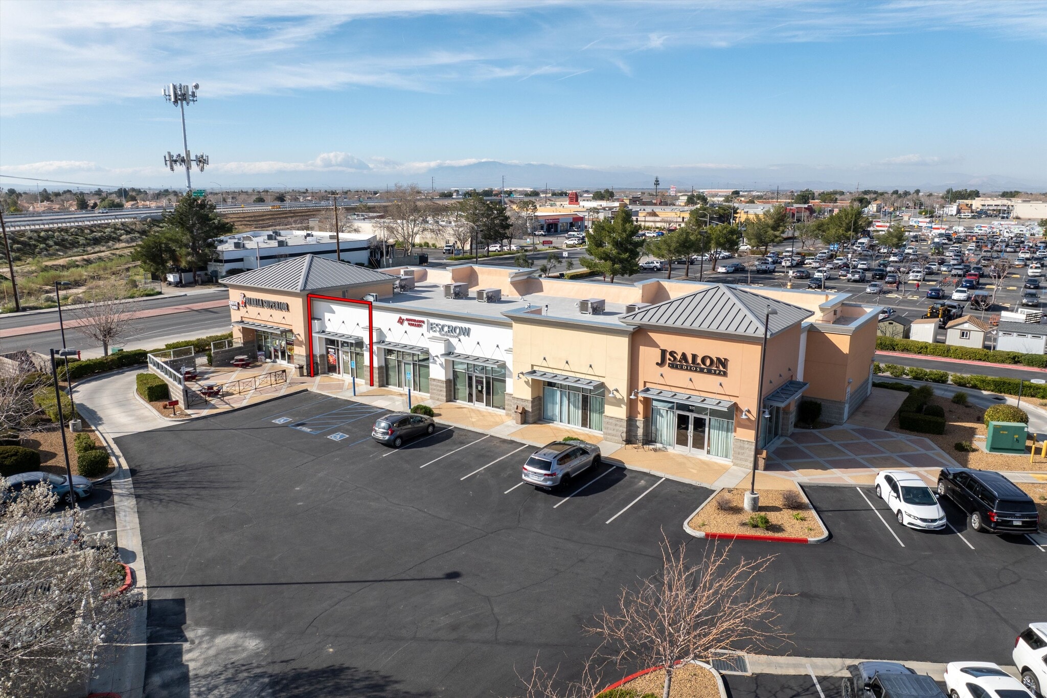 44140 20th St W, Lancaster, CA for lease Interior Photo- Image 1 of 7