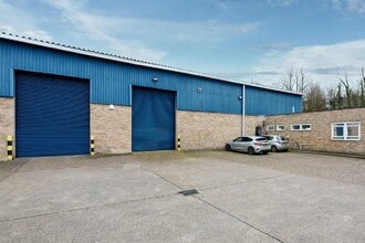 Redlands, Coulsdon for lease Building Photo- Image 2 of 4