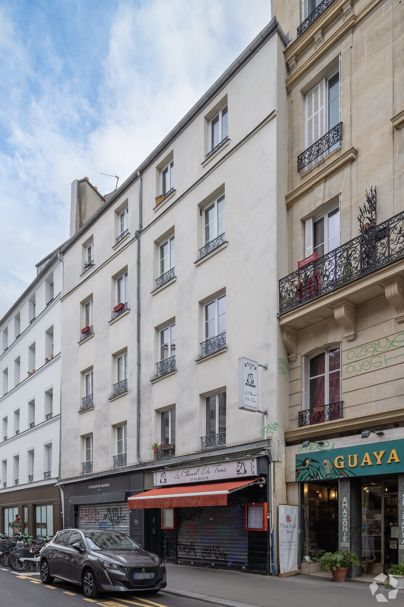 71 Rue De Charenton, Paris for sale Primary Photo- Image 1 of 2