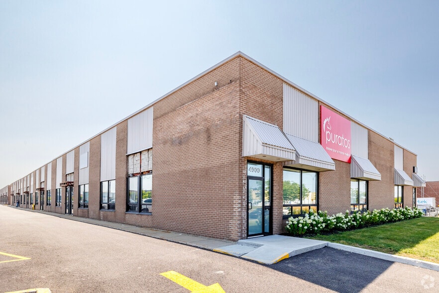 1400-1494 Rue Bégin, Montréal, QC for lease - Building Photo - Image 2 of 4