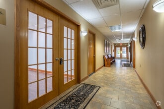 411 W Lake Lansing Rd, East Lansing, MI for lease Interior Photo- Image 2 of 6