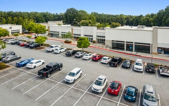 1300 Johnson Ferry Rd, Marietta, GA for lease Interior Photo- Image 2 of 3
