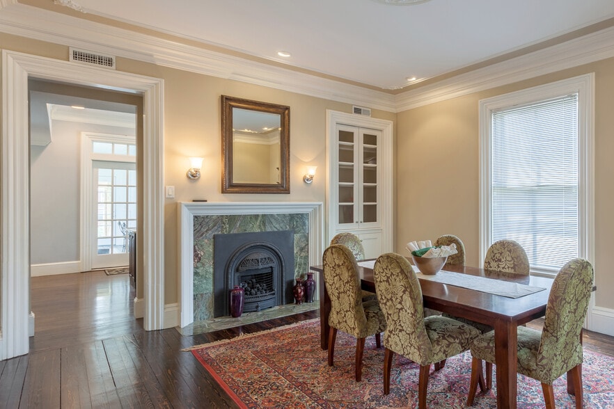 441 Angell St, Providence, RI for sale - Building Photo - Image 2 of 10