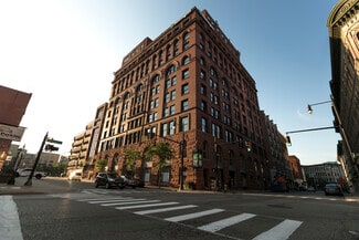 Plus de détails pour 40 Pearl St NW, Grand Rapids, MI - Bureau, Commerce de détail à louer