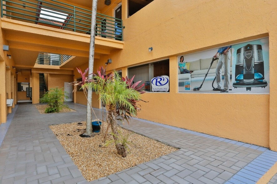 10250 SW 56th St, Miami, FL for sale - Building Photo - Image 3 of 6