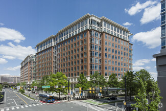 More details for 2777 Crystal Dr, Arlington, VA - Retail for Lease