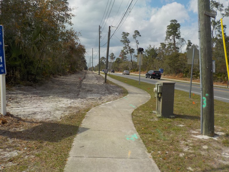 Garfield Rd, Deltona, FL à vendre - Photo du bâtiment - Image 1 de 1