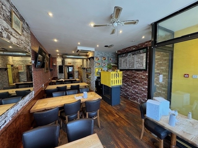 276 Northfield Av, Londres à louer Photo intérieure- Image 1 de 8