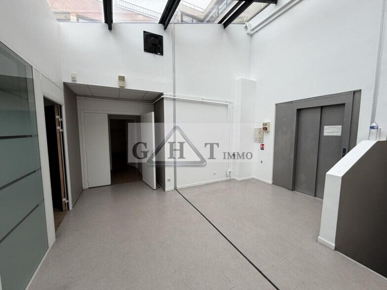 Retail in Évry-Courcouronnes for lease - Interior Photo - Image 3 of 11