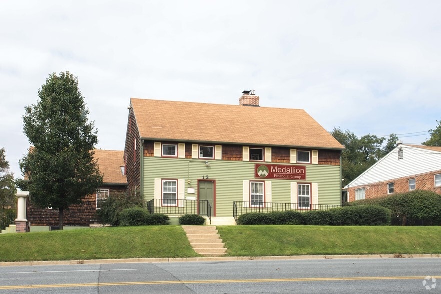 13-15 E Deer Park Dr, Gaithersburg, MD for lease - Primary Photo - Image 1 of 5
