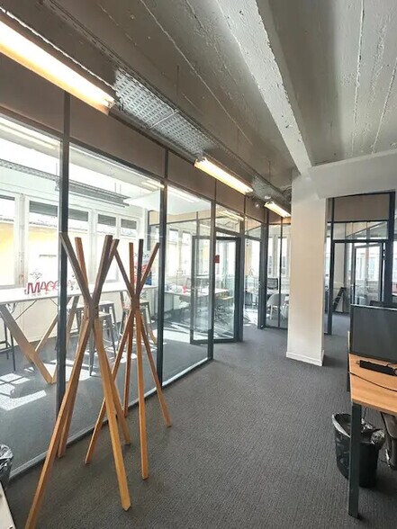 Bureau dans Paris à louer - Photo intérieure - Image 1 de 59