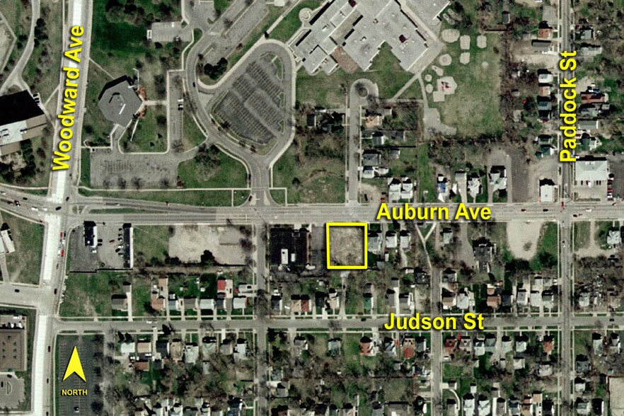 160 Auburn Rd, Pontiac, MI à vendre - Photo du bâtiment - Image 2 de 3