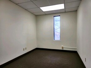 1955 University Ave W, Saint Paul, MN for lease Interior Photo- Image 2 of 6