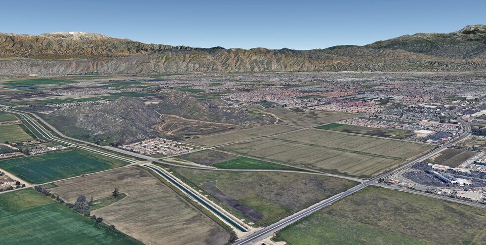 Warren Rd, Hemet, CA for sale - Aerial - Image 2 of 6