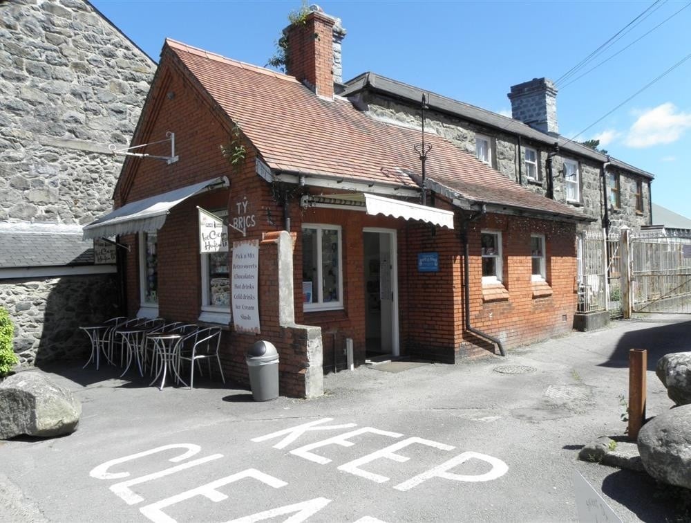 Smithfield St, Dolgellau for sale Primary Photo- Image 1 of 11