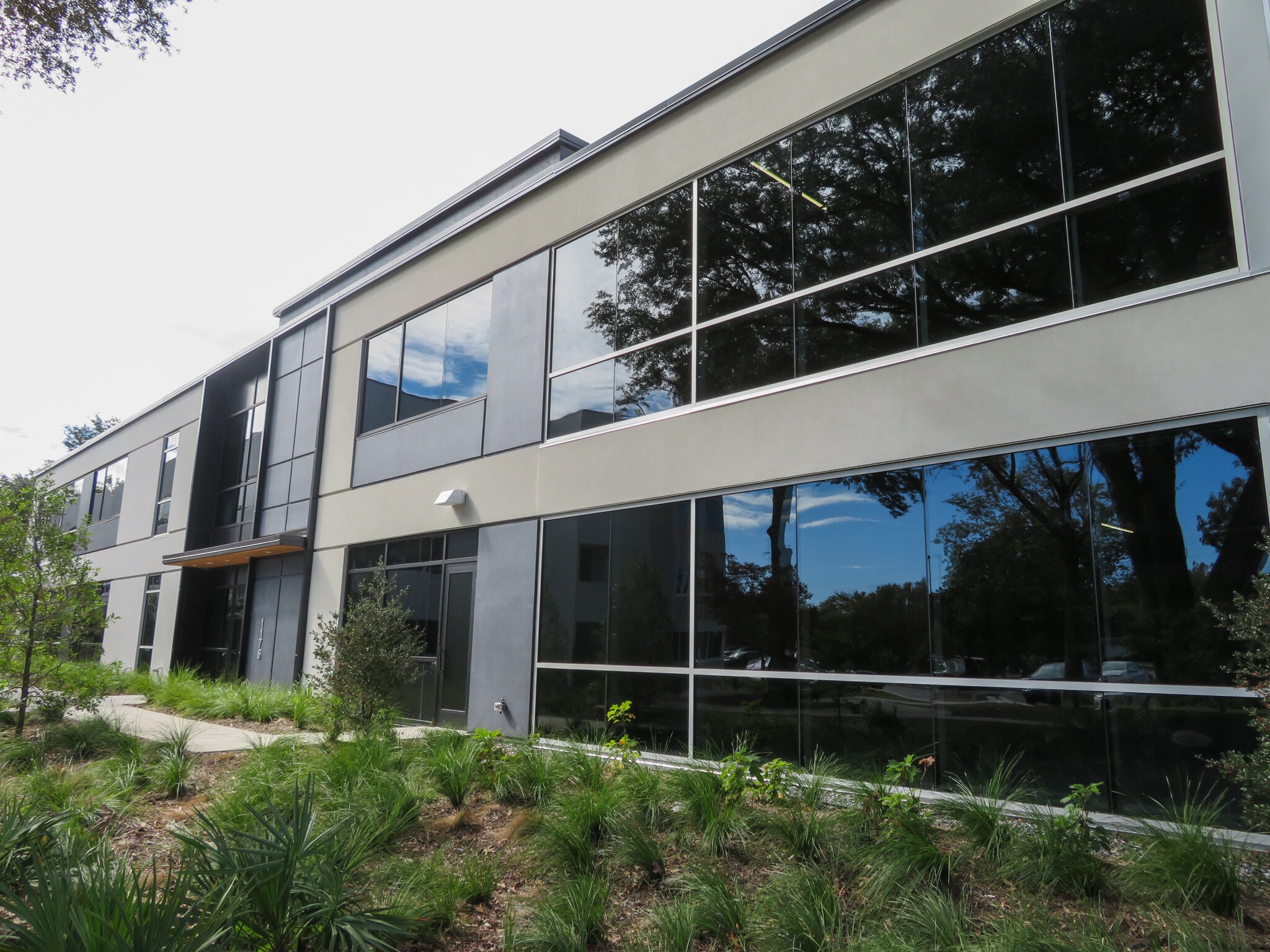 1176 Sam Rittenberg Blvd, Charleston, SC for sale Primary Photo- Image 1 of 20