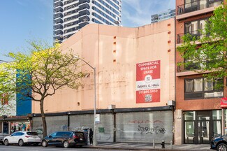 Plus de détails pour 2231-2237 Third Ave, New York, NY - Commerce de détail à louer