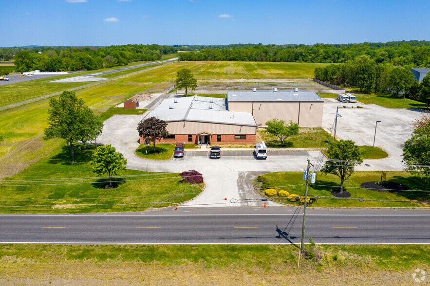 98 Ark Rd, Lumberton, NJ for lease - Primary Photo - Image 1 of 4