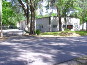 4870 Six Oaks Dr, Tallahassee, FL à louer Photo intérieure- Image 2 de 14