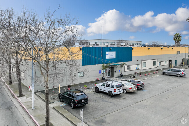 Plus de détails pour 217 Harbour Way, Richmond, CA - Industriel à vendre