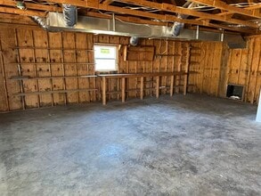 225 Seymore Rd, Paris, TN à louer Photo intérieure- Image 2 de 5