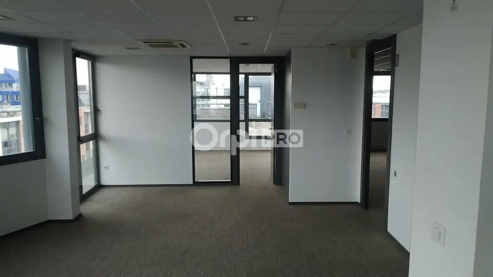 Office in Reims for lease - Interior Photo - Image 3 of 11