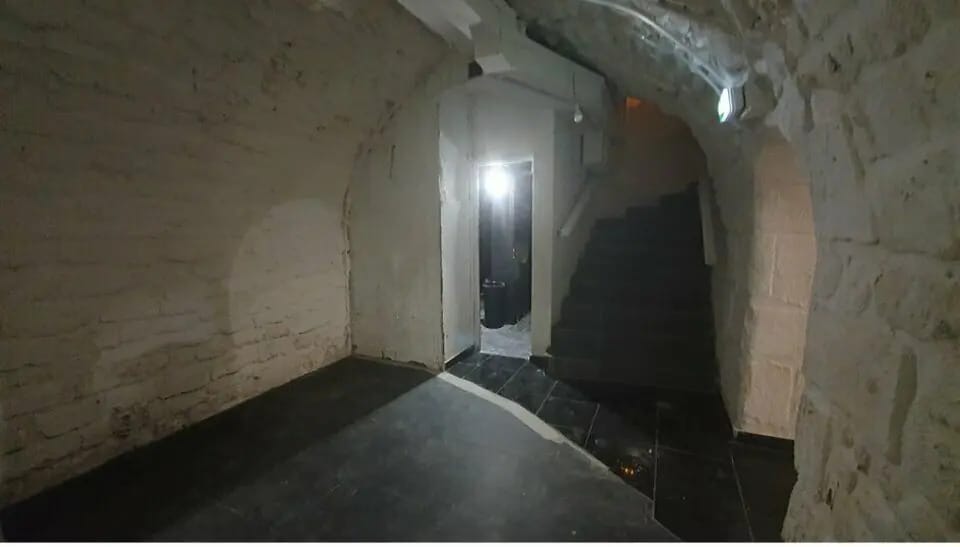 Commerce de détail dans Paris à vendre - Photo intérieure - Image 3 de 12