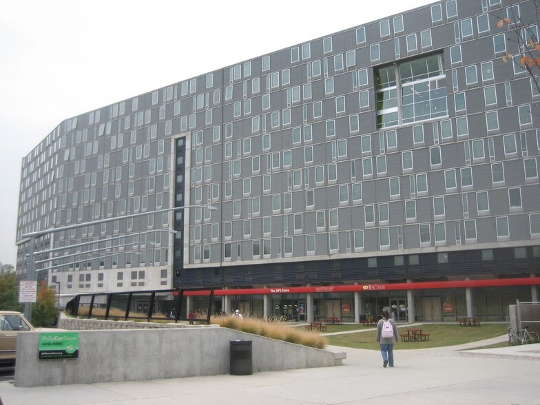 1601 N 15th St, Philadelphia, PA for lease - Building Photo - Image 1 of 15