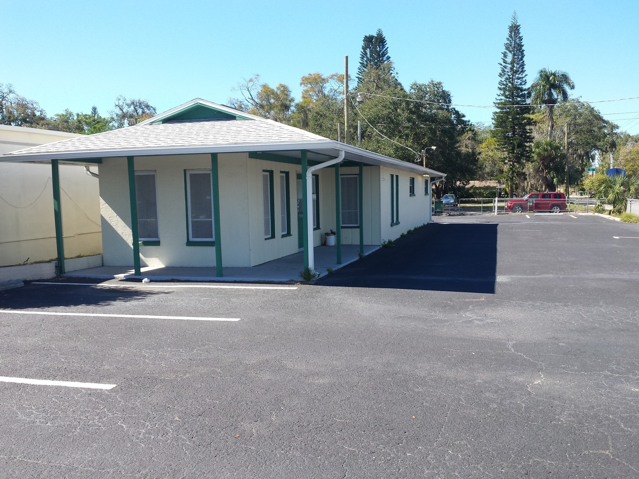 1704 9th St W, Bradenton, FL for lease Primary Photo- Image 1 of 9