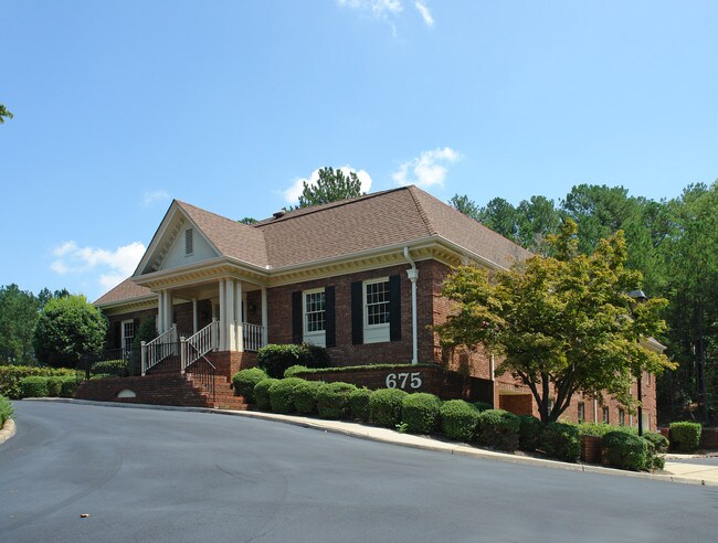 Plus de détails pour 675 Village Square Dr, Stone Mountain, GA - Bureau à vendre