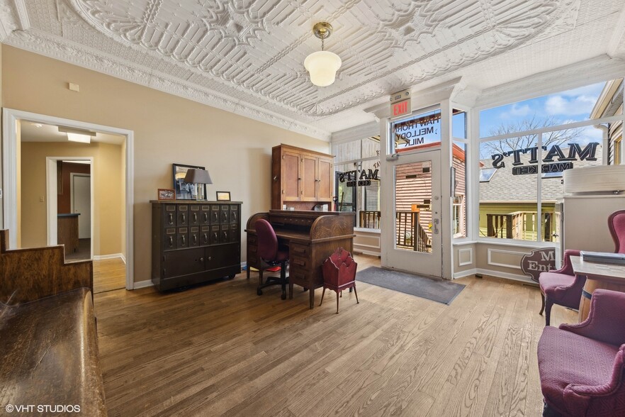 105 E Irving Park Rd, Itasca, IL for sale - Interior Photo - Image 3 of 10