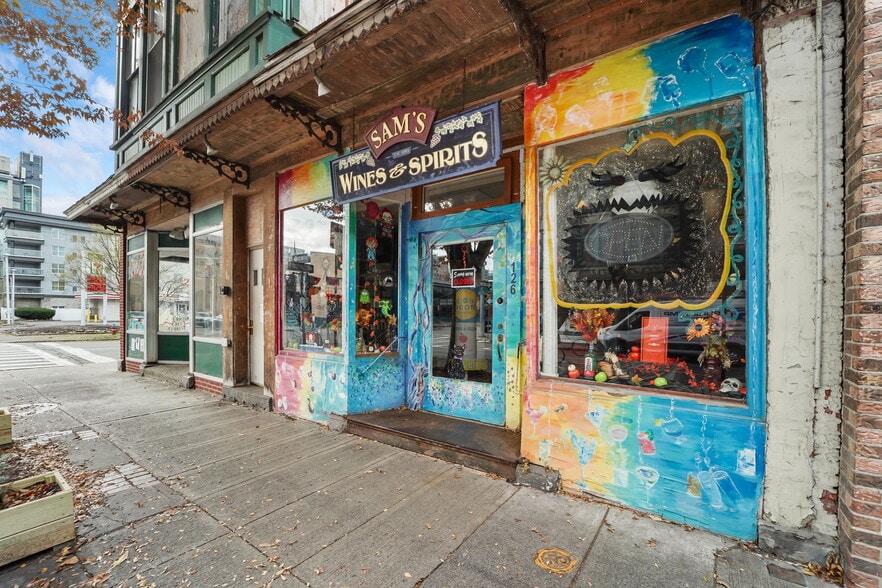 126 S Cayuga St, Ithaca, NY for sale - Building Photo - Image 3 of 26