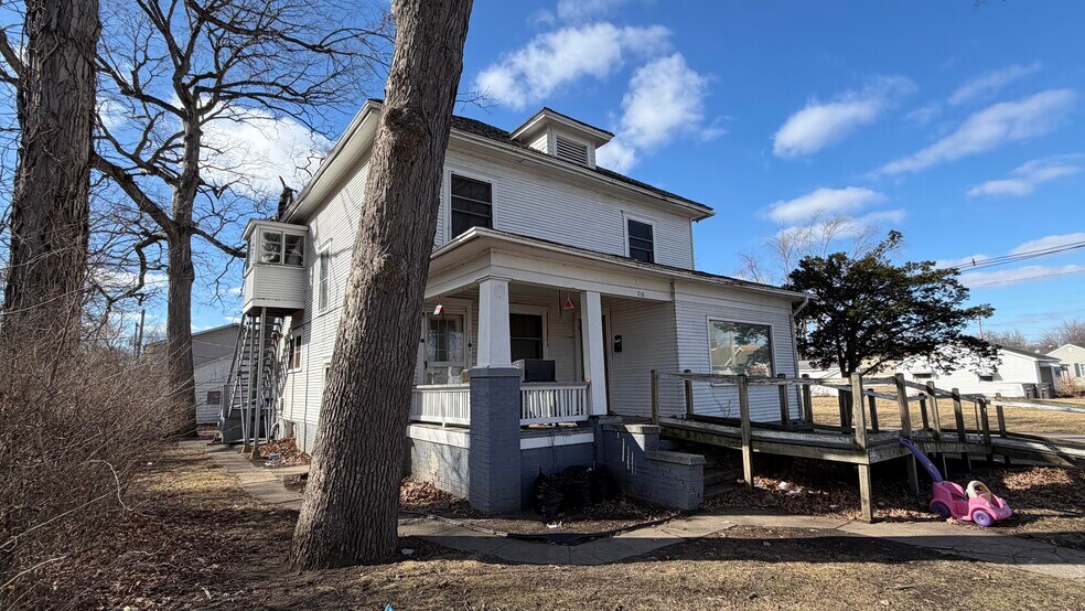 716 Robinson St, Danville, IL à vendre - Photo du bâtiment - Image 2 de 5