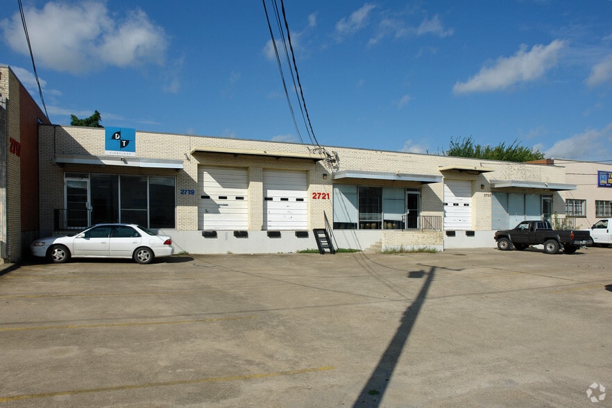 2719-2723 Irving Blvd, Dallas, TX à louer - Photo du bâtiment - Image 2 de 4